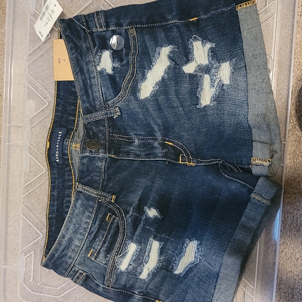 NWT Aeropostale distressed midi shorts